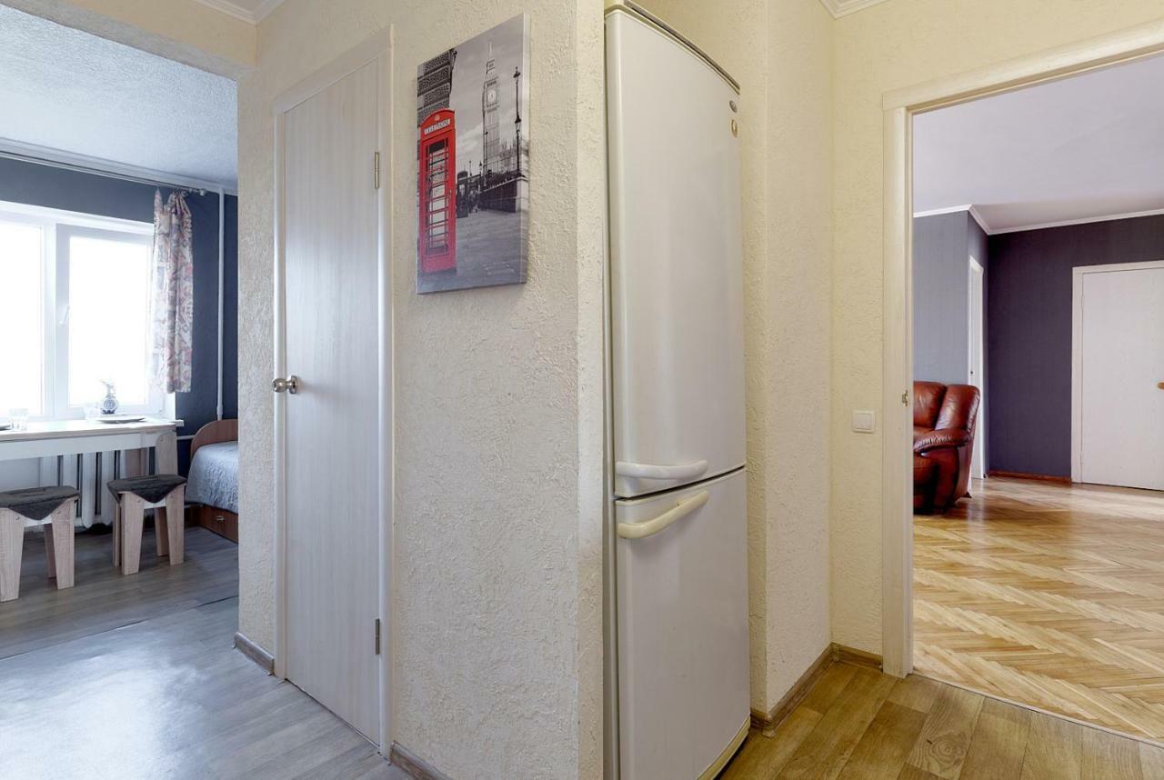L3-82 Main Street- Modern New Three 3 Separate 3Bedrooms 100 M2 - Central Location, Metro Palace Of Sports - Gulliver Mall, Arena City Kiev Exterior foto