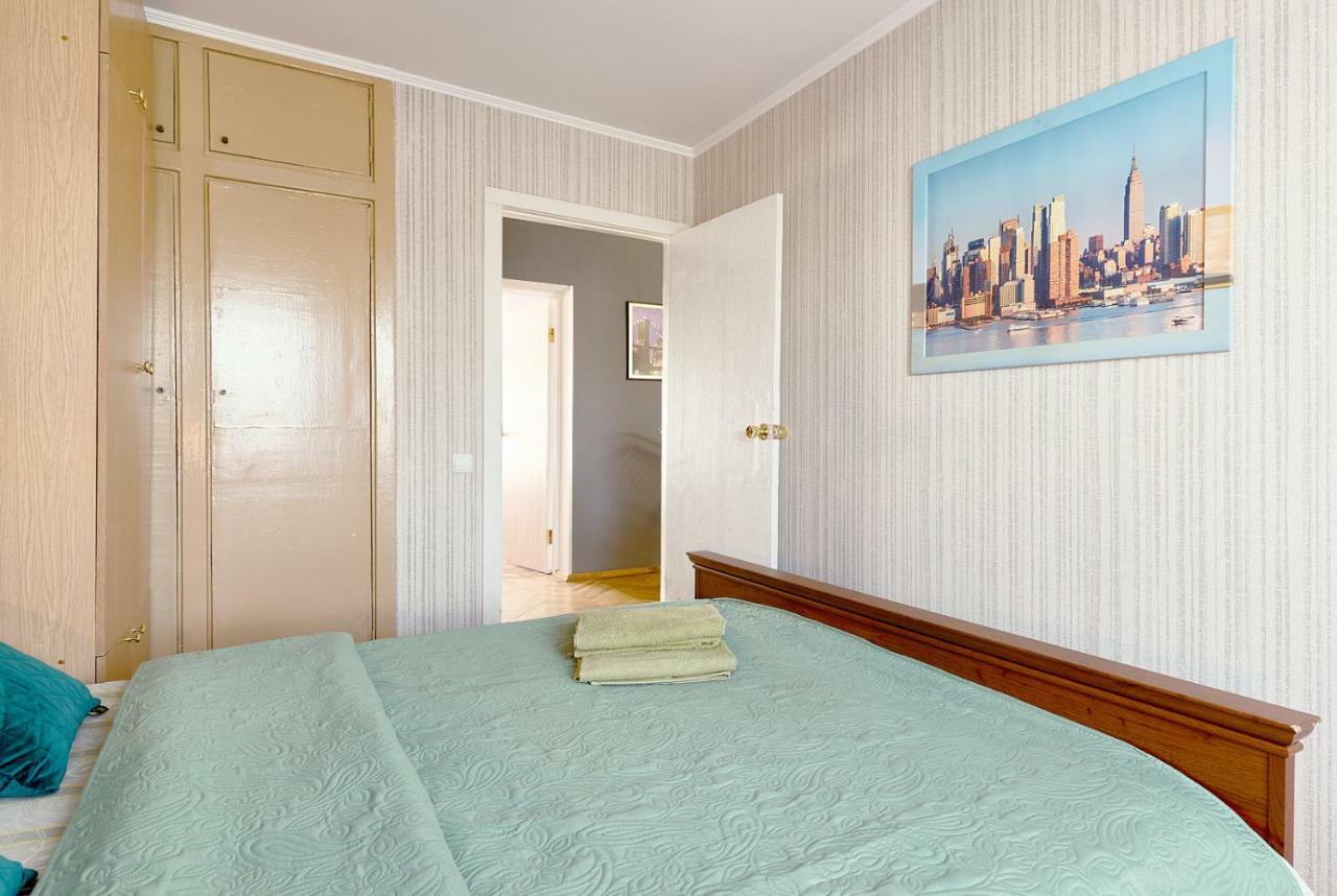 L3-82 Main Street- Modern New Three 3 Separate 3Bedrooms 100 M2 - Central Location, Metro Palace Of Sports - Gulliver Mall, Arena City Kiev Exterior foto